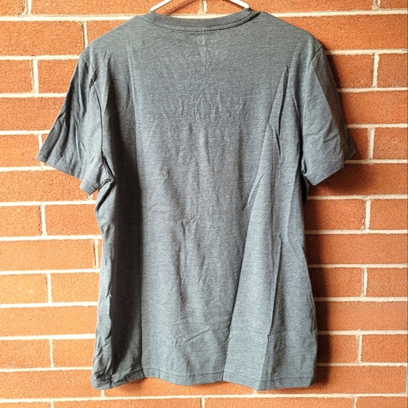 🌵2/$25🌵M Men's Mountain Graphic Eco Short Sleeve Tee - Banana Repuplic - Picture 2 of 6